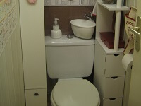 Lave-mains pour toilettes WiCi Mini - Monsieur P (64) - 3 sur 4